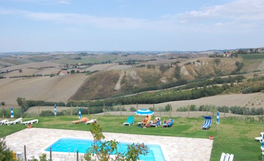 Klein vakantiepark in Le Marche